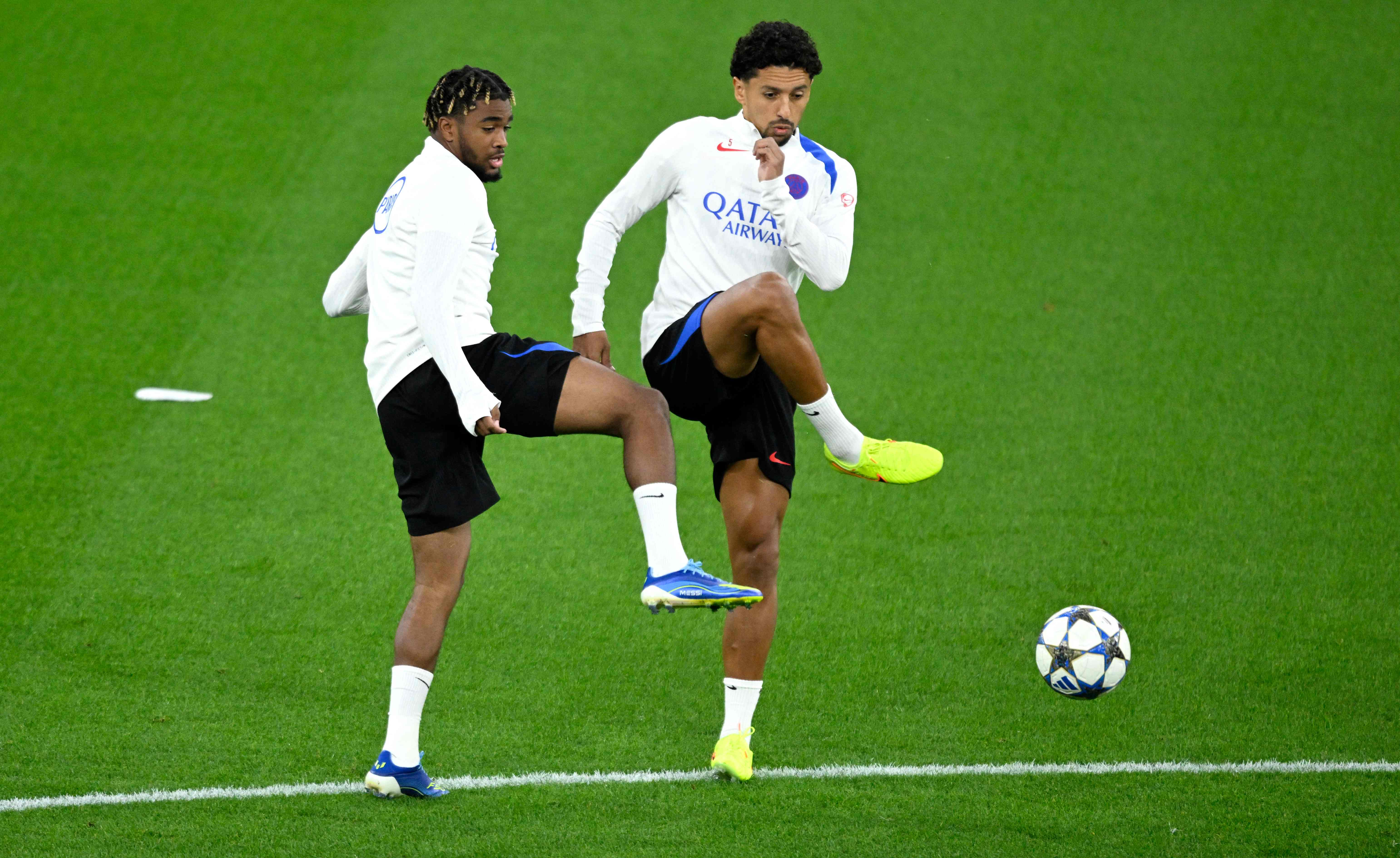 关于重磅！穆雷在G2比赛中绝杀巴黎圣日耳曼止住颓势备战欧联，转会期曼联备战社区盾的信息爱游戏app